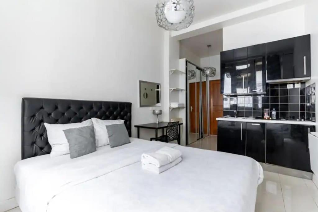 Canal St Martin : Charming Cosy Studio Paris Exteriör bild